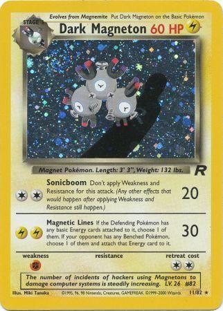 Dark Magneton (11) 011/82 - Unlimited Holofoil Team Rocket - Holo Rare