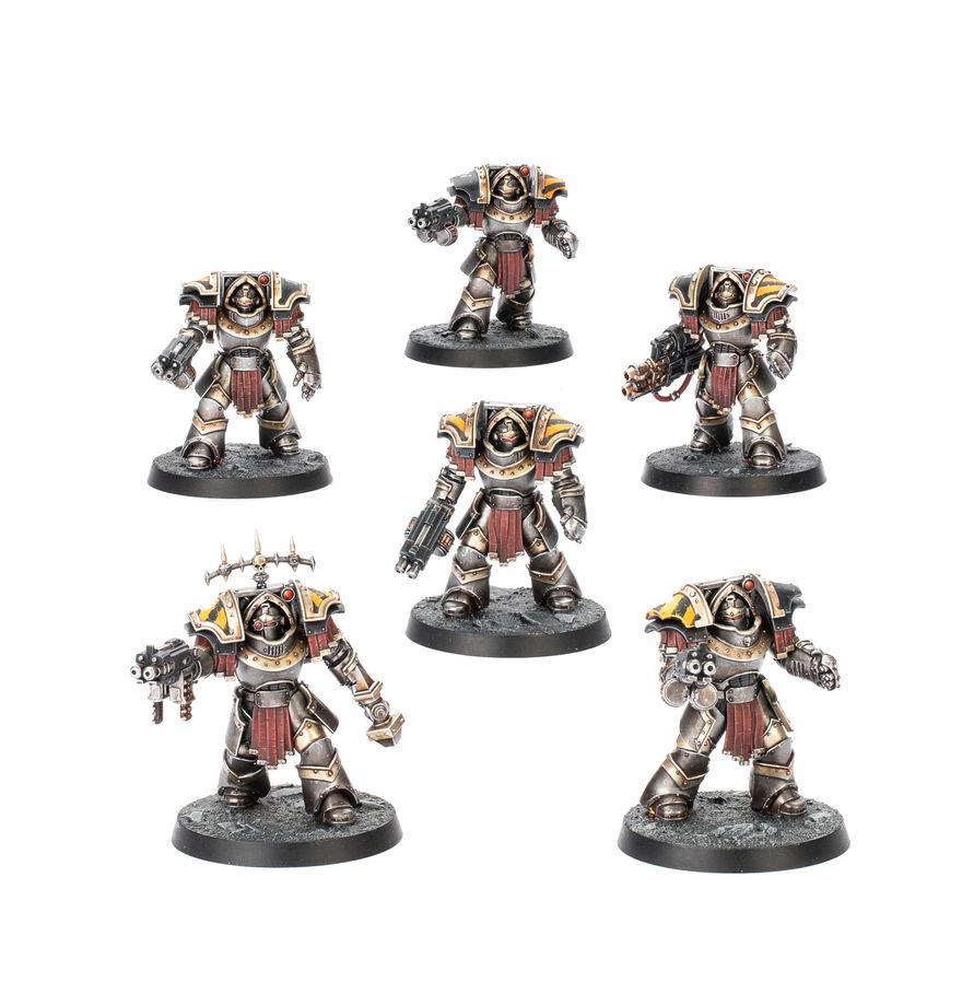Warhammer - The Horus Heresy - Cataphractii Terminators with Combi-bolters and Power Fists