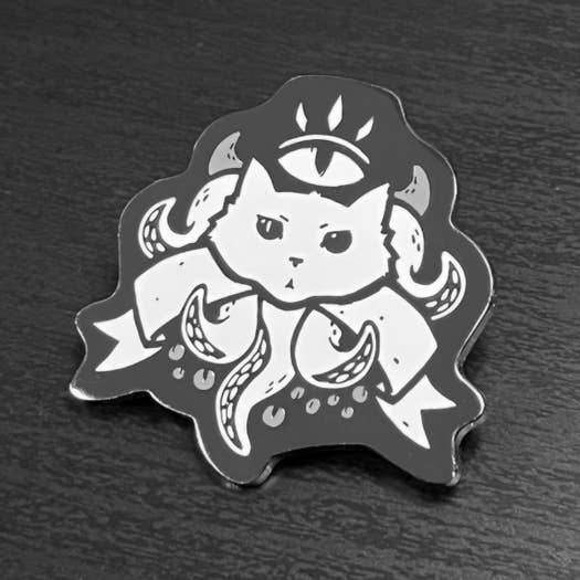 DM/GM Enamel Pin